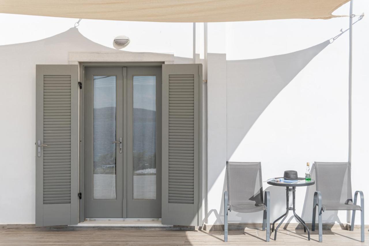 Dionysus House And Ariadne Apartment สเตลิดา ภายนอก รูปภาพ