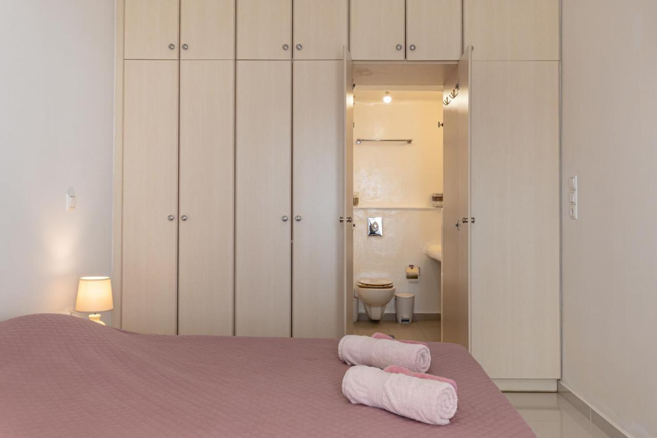 Dionysus House And Ariadne Apartment สเตลิดา ภายนอก รูปภาพ