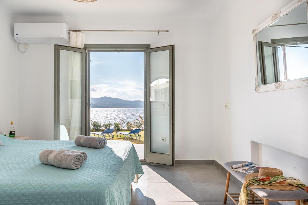 Dionysus House And Ariadne Apartment สเตลิดา ภายนอก รูปภาพ